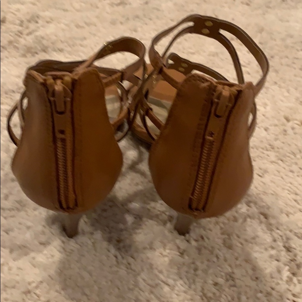 Shoes - Picture 3 of 6